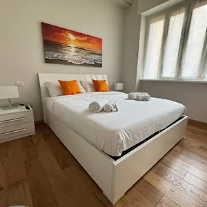 Gohost - City Hideaway A Few Minutes From Milano Centrale , Milán Italia